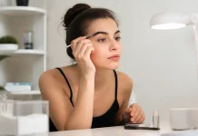 Sprâncene dese sau rare cer îngrijire diferită și produse potrivite Sprâncene dese sau rare cer îngrijire diferită și produse potrivite